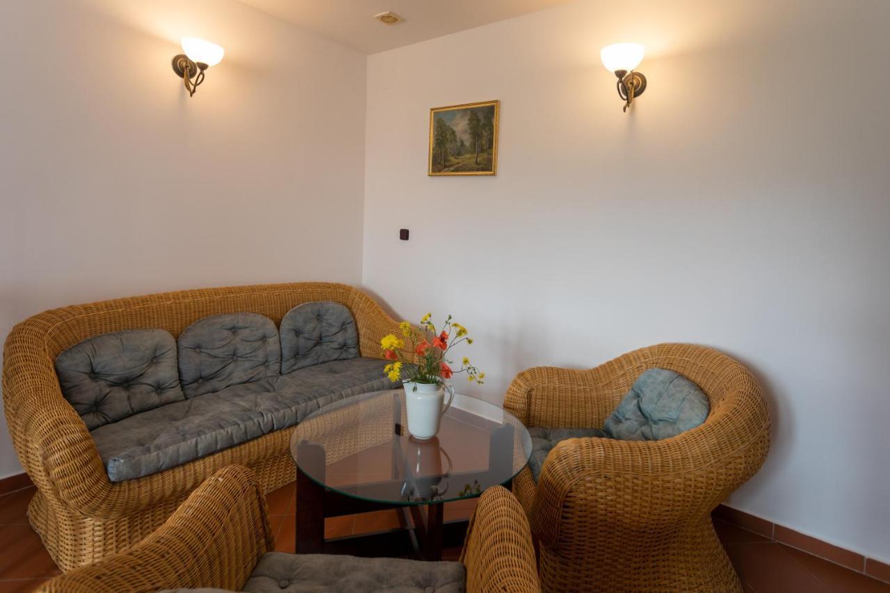 Hotel Zamecek Pod Hradem Stary Jicin 111 Ngoại thất bức ảnh