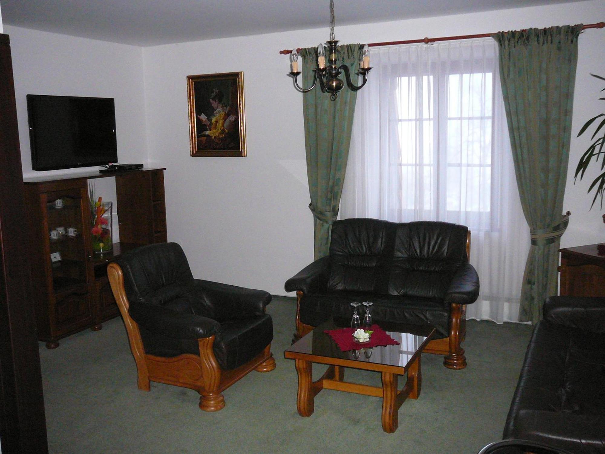 Hotel Zamecek Pod Hradem Stary Jicin 111 Ngoại thất bức ảnh