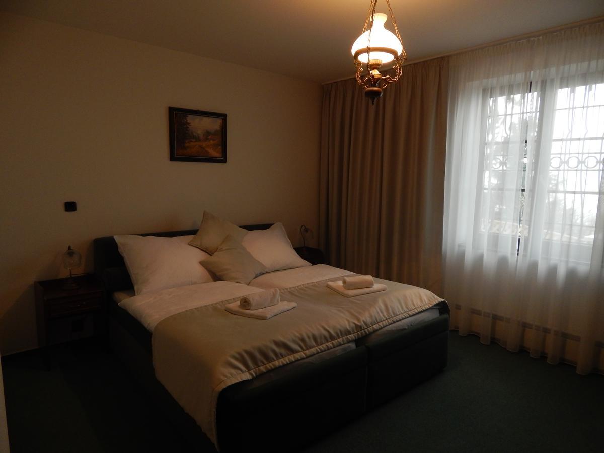 Hotel Zamecek Pod Hradem Stary Jicin 111 Ngoại thất bức ảnh